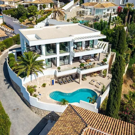 Vacation Marbella I Riviera The View, Luxury Villa, Breathtaking Sea View, Private Pool, American Bbq, Close Distance To The Finest Beaches Ситио-де-Калаонда