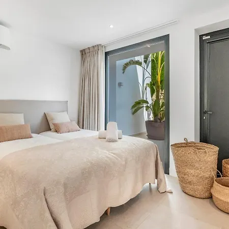 Vacation Marbella I Riviera The View, Luxury Villa, Breathtaking Sea View, Private Pool, American Bbq, Close Distance To The Finest Beaches Ситио-де-Калаонда