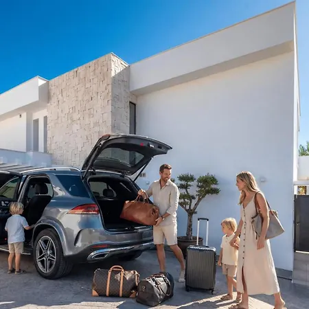 Вилла Vacation Marbella I Riviera The View, Luxury Villa, Breathtaking Sea View, Private Pool, American Bbq, Close Distance To The Finest Beaches Ситио-де-Калаонда